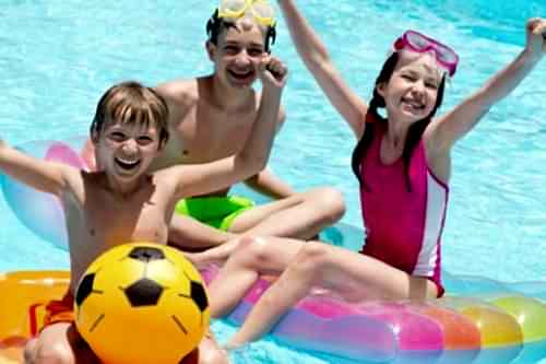 maviada-yuzme1-2000x1334